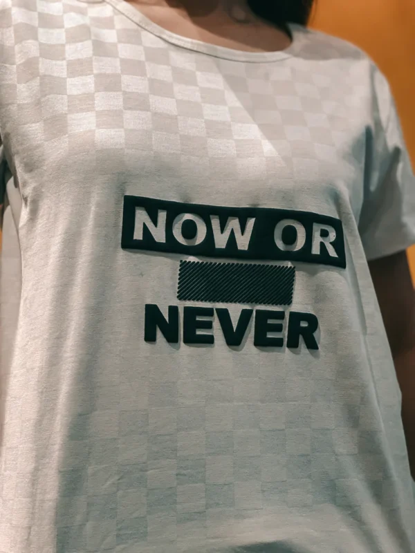 Short Sleeve Embosed T-shirts - Cross your fingers - Image 5